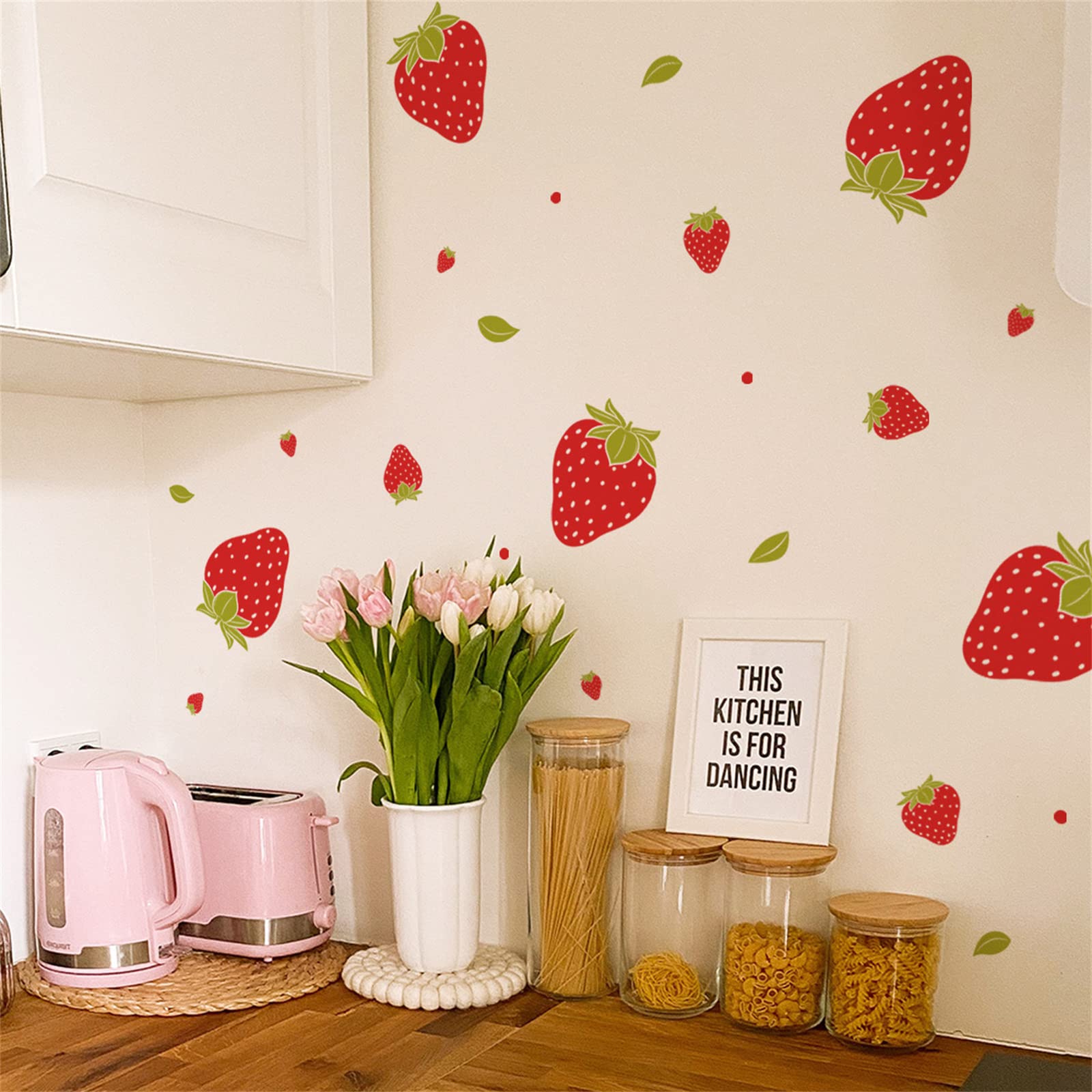 Fruit Wall Sticker, Red Strawberry Sticker DIY Color Fruit Wall Sticker Children's Bedroom Nursery Living Room Baby Room Mural Decoration (4 Pack) (Red)