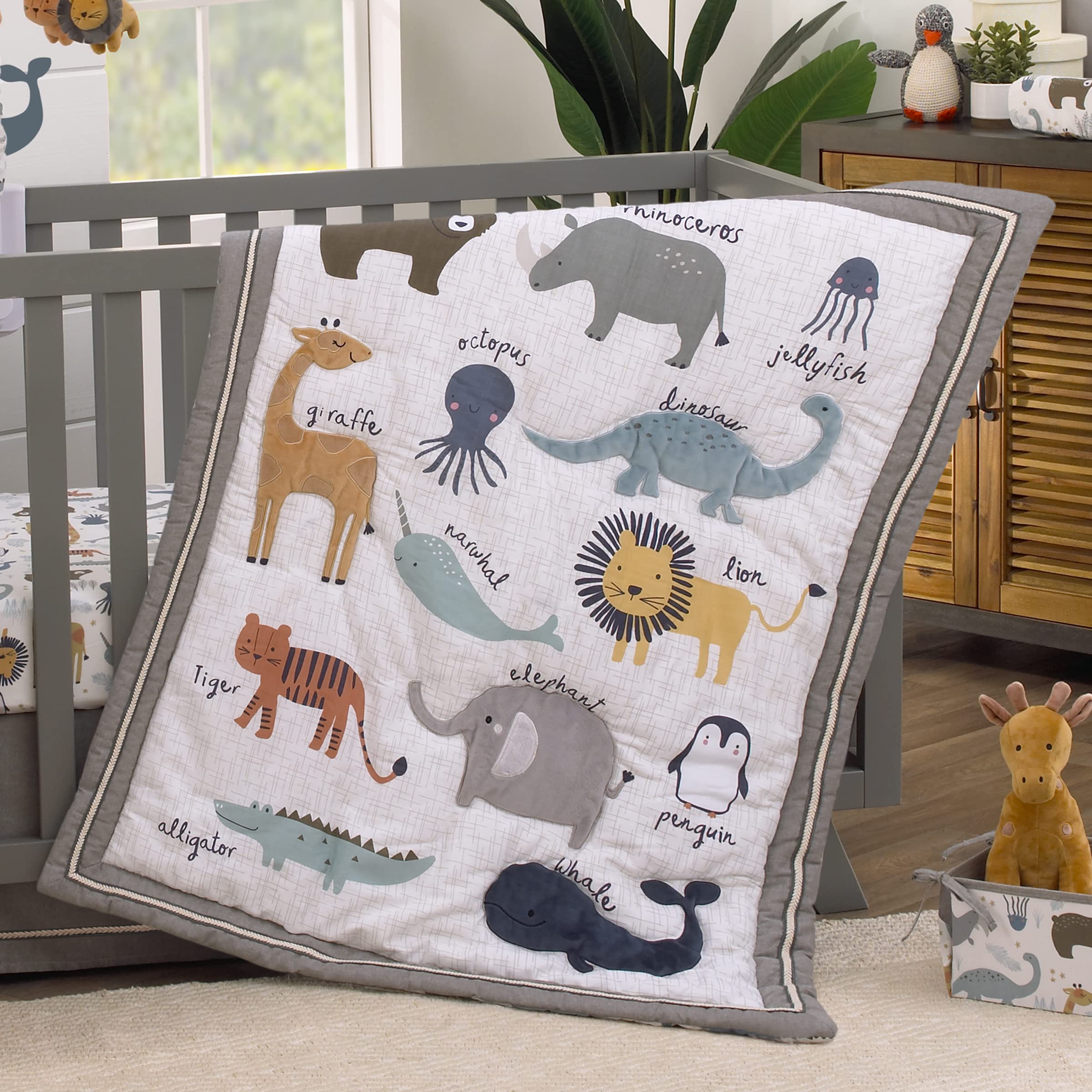 NoJo Zoo Animals White and Gray 4 Pc Crib Bedding Set