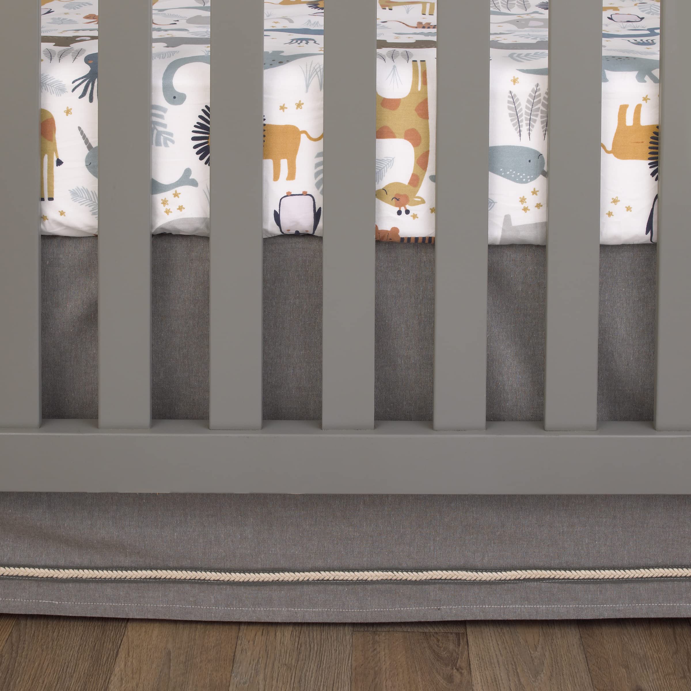 NoJo Zoo Animals White and Gray 4 Pc Crib Bedding Set