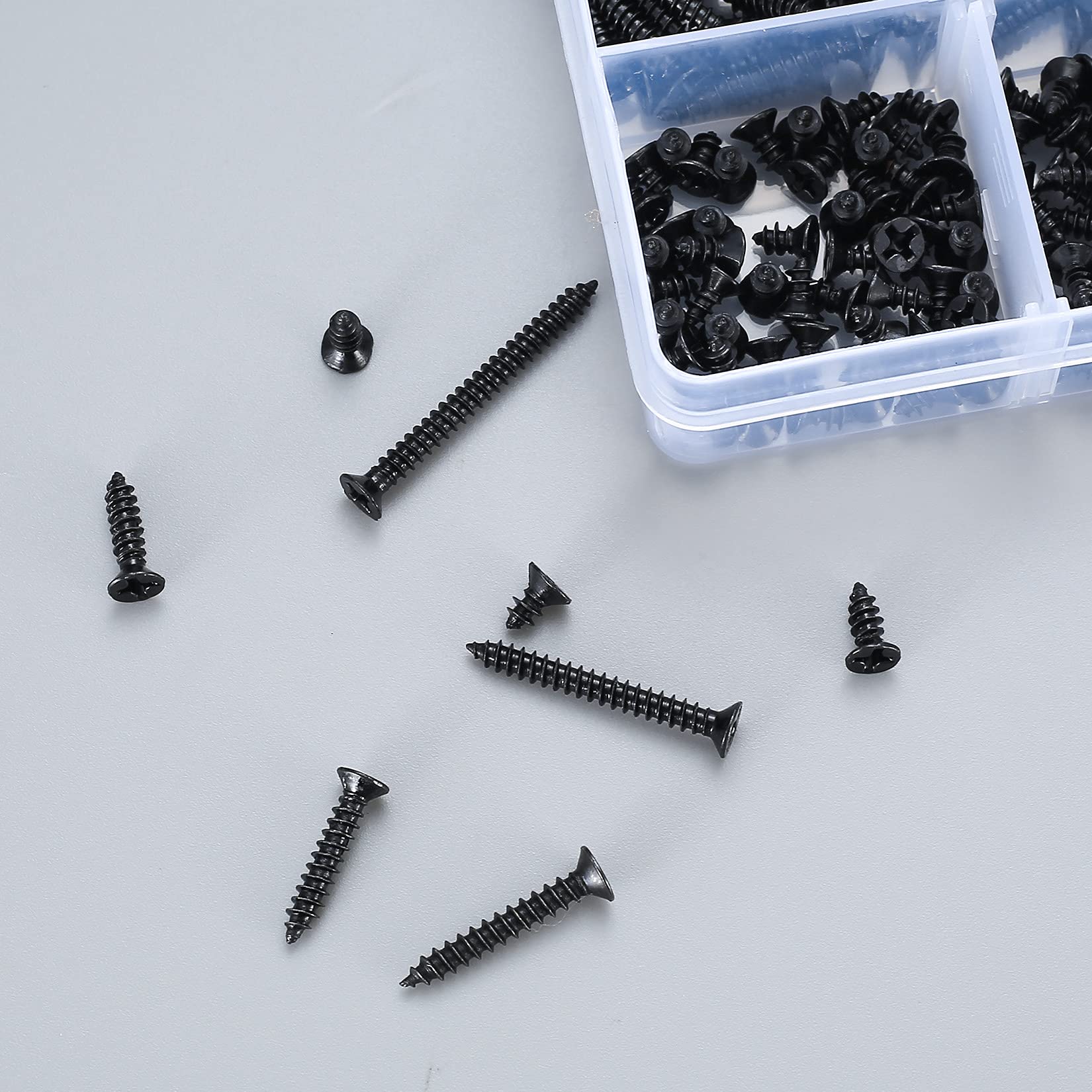 420 Pcs M3 Flat Head Wood Screws Assortment Kit, Phillips Drive Countersunk Head Self-Tapping Fasteners Screws, Carbon Steel Wood Screws, Contains 20 Pcs M6 Screw Anchors (Black)