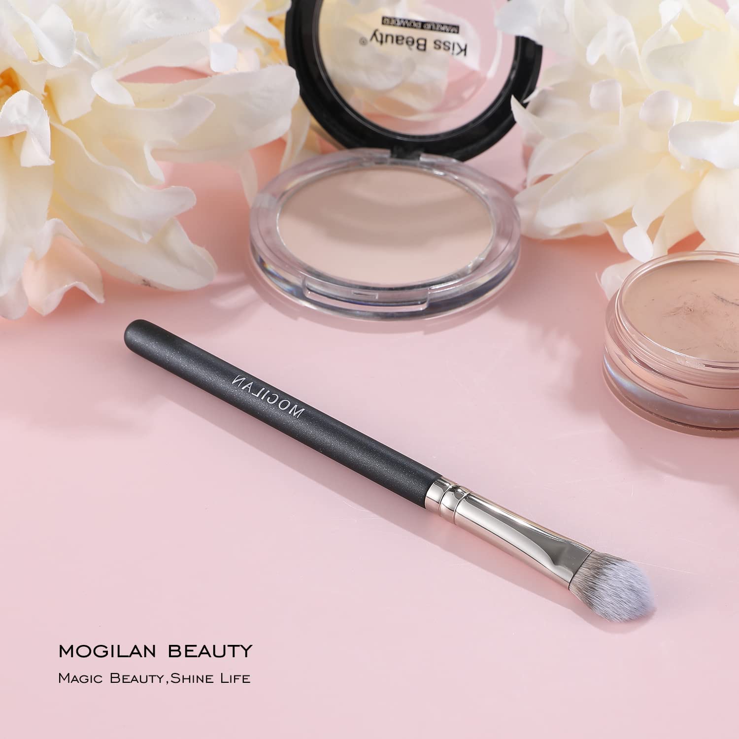 MOGILAN Concealer Brush Under Eye Brightening Eye Blending Makeup Brush For Eye Cream and Concealer Covers Blemishes Imperfections Dark Circles Blending with Powder Liquid Cosmetics Face Brush 274