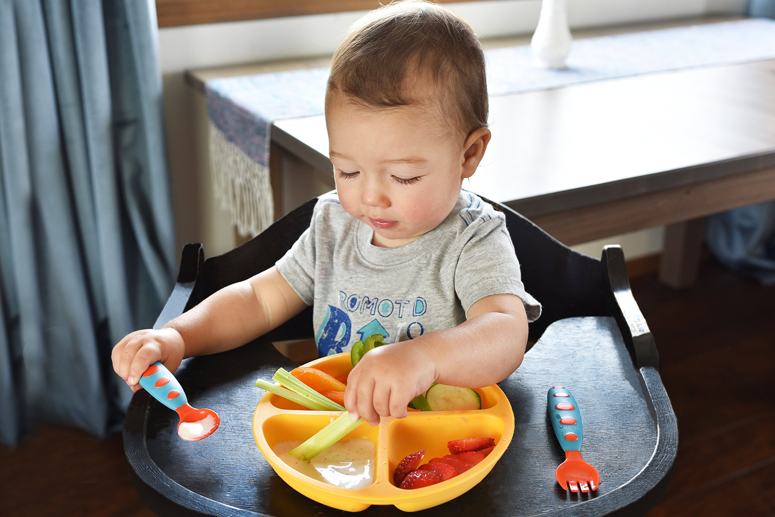 PandaEar Divided Unbreakable Silicone Baby and Toddler Plates & Stay Put Spill Proof Stackable Baby Suction Bowls