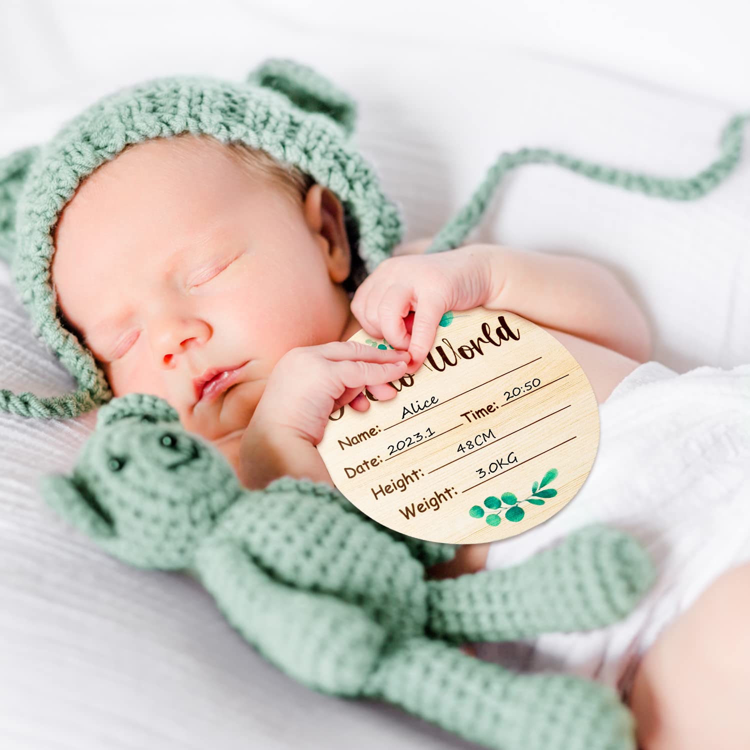 R HORSE Wooden Baby Monthly Milestone Cards with Announcement Sign, 7Pcs Double-Sided Hello World Baby Birth Announcement Milestone Discs, Newborn Month Milestone First Year Photo Props for Boys Girls