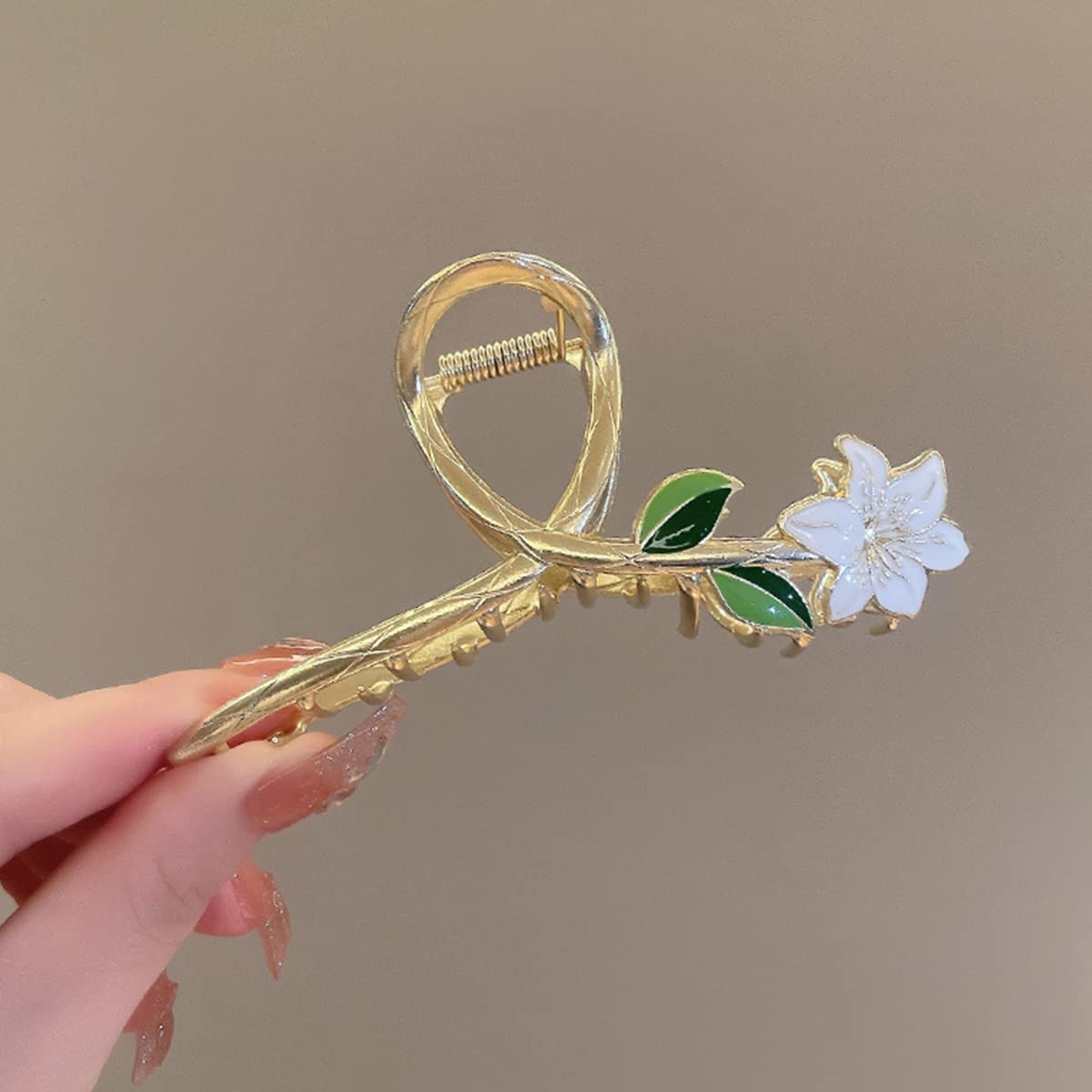 Hair Claw Clips Acrylic Barrette Crab Headband Ponytail Thick Gold Curly Hair Clip Gothic Styling Accessories White Lily Flower Metal 4.3 Inches Non-slip Suitable for Women Beauty Decor