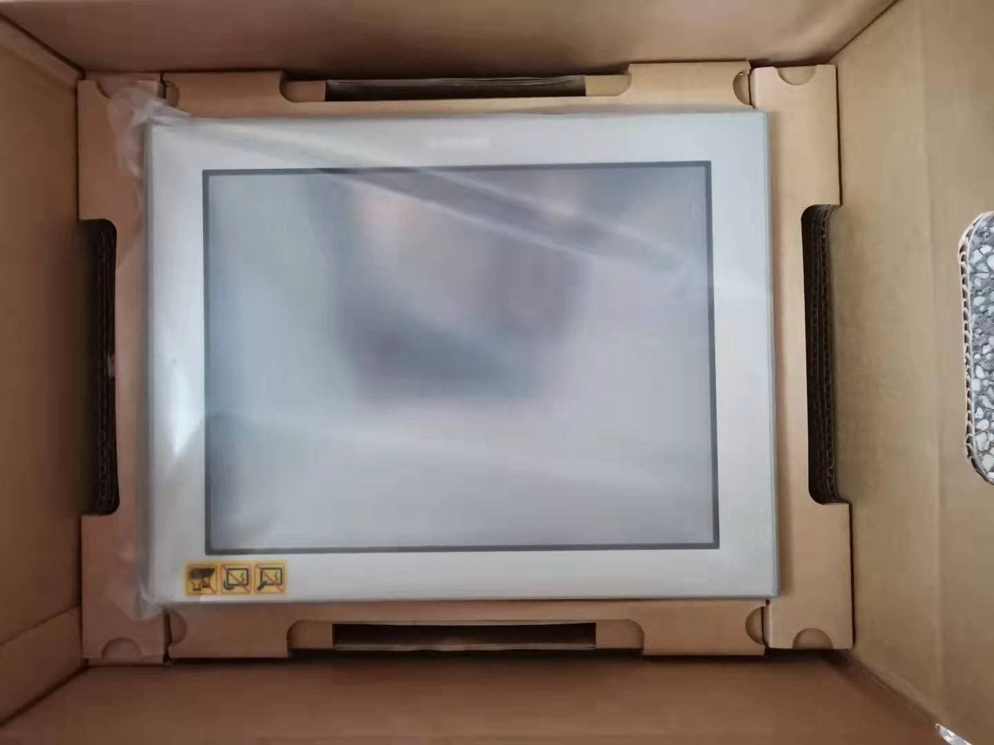 eiuie Programmable Display (HMI) GP577R-TC11 10.4-inch TFT Color LCD