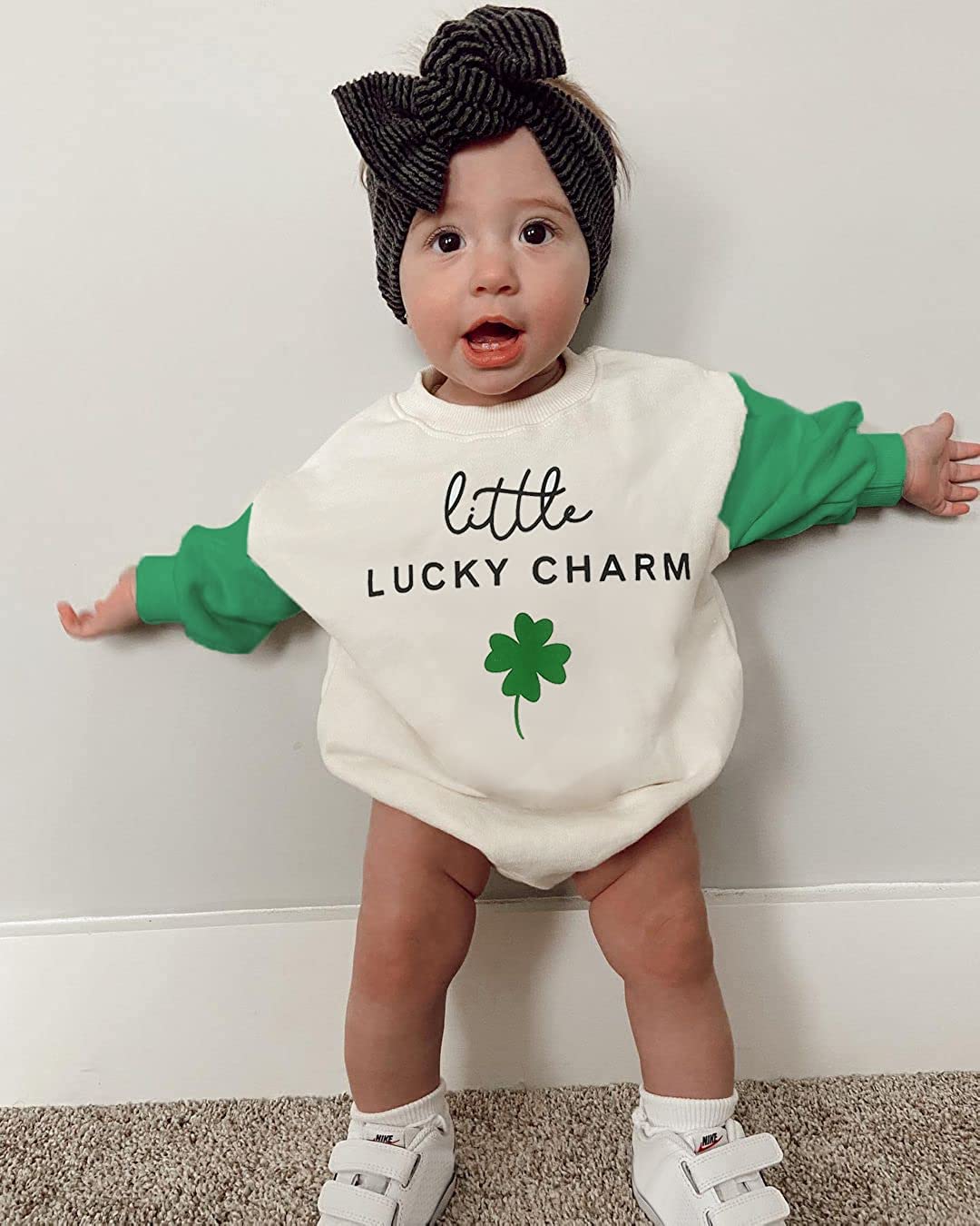 Chloefairy Newborn Baby Girl Boy St Patricks Day Outfit Little Lucky Charm Romper Sweatshirt Onesie Bodysuit Infant Jumpsuit (Green-little LUCKY CHARM, 6-12 Months)