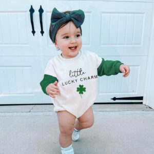 Chloefairy Newborn Baby Girl Boy St Patricks Day Outfit Little Lucky Charm Romper Sweatshirt Onesie Bodysuit Infant Jumpsuit (Green-little LUCKY CHARM, 6-12 Months)