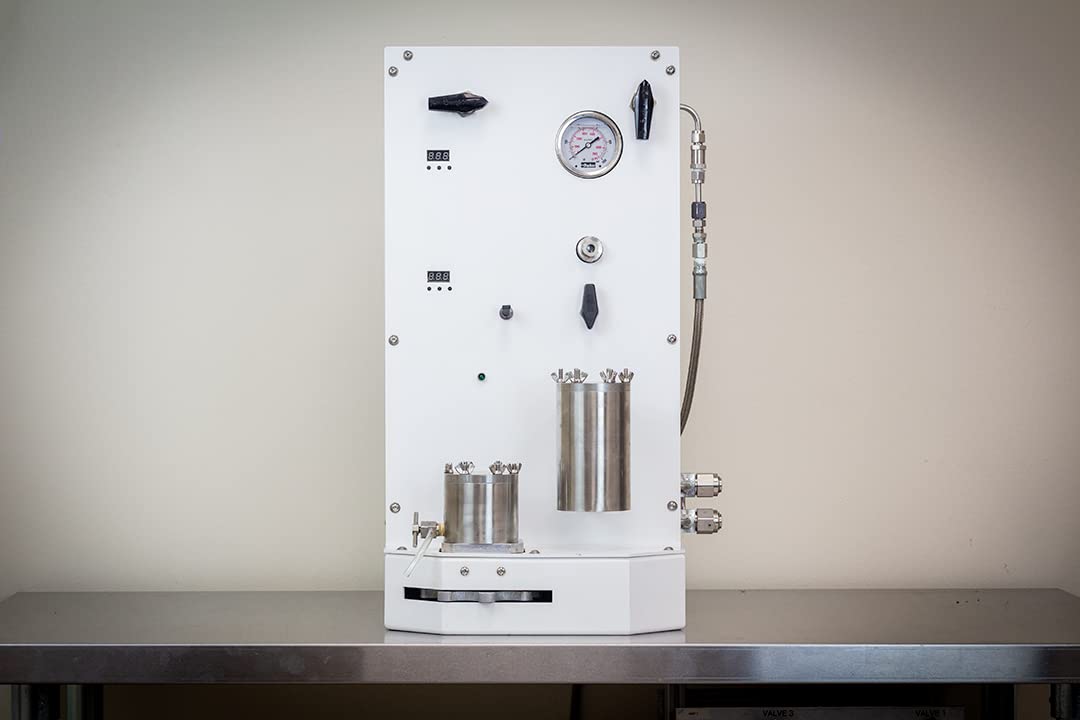 LBV2 - Lab Grade CO2 Prep-Chromatograph and Extraction Machine