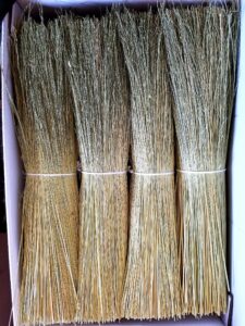 broom corn for crafting and broom making 10 pound bundle 20" length (broom corn)