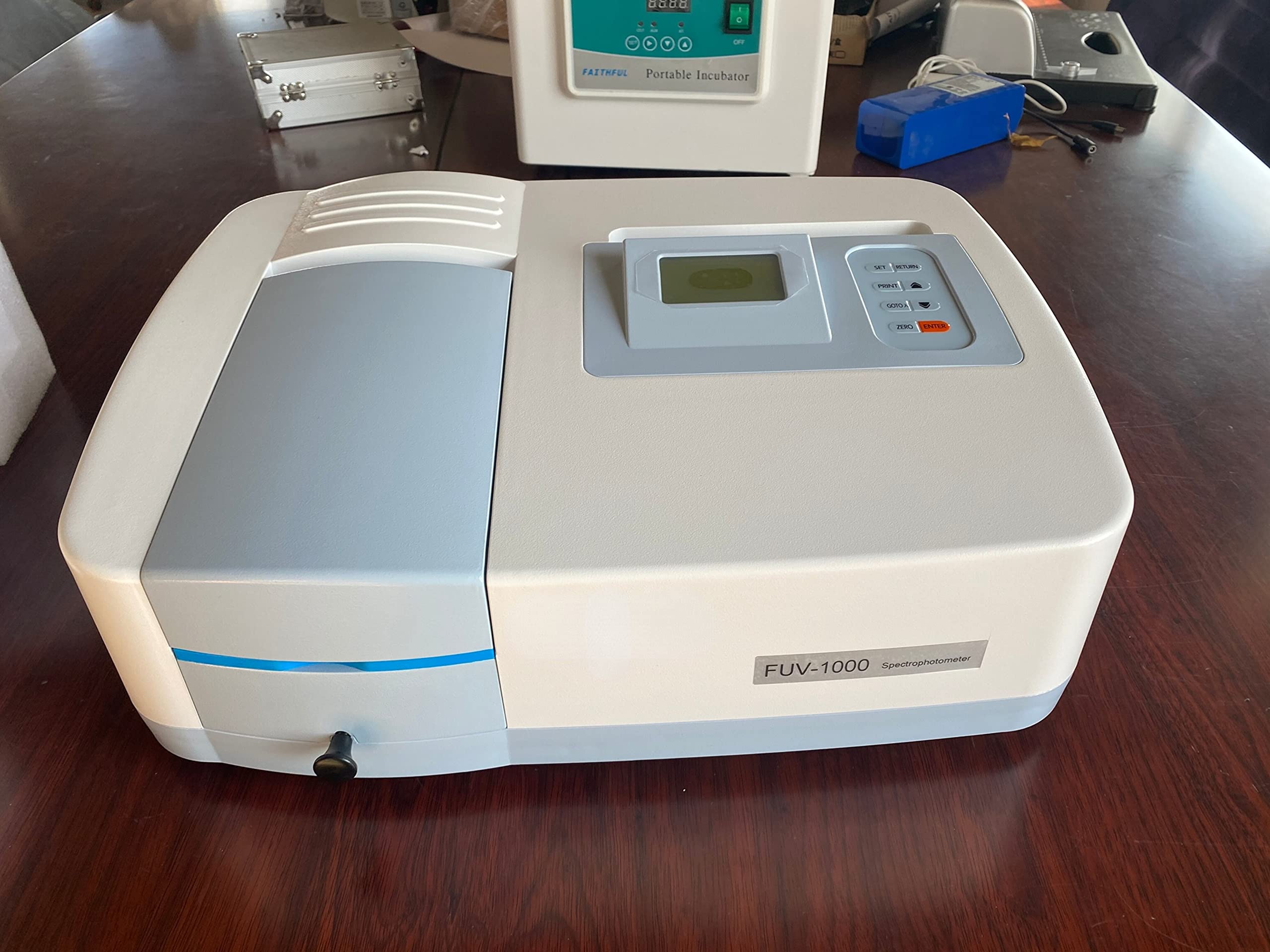 Laboratory 200-1020nm UV Spectrophotometer LCD Display Single Beam (200-1020nm)