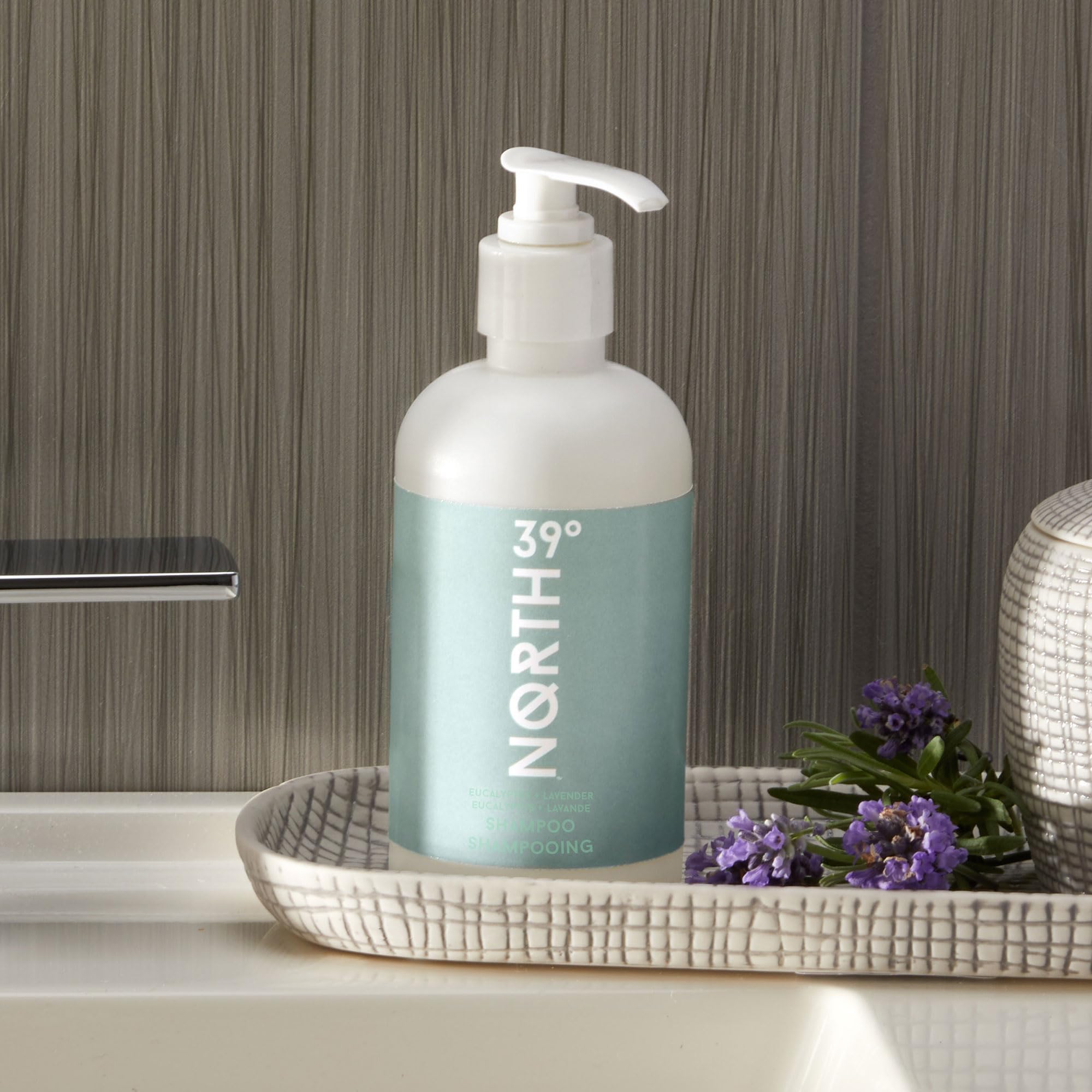 39° North Shampoo - Eucalyptus & Lavender Scent - Featured in Courtyard by Marriott and Residence Inn Hotels - Cleansing & Moisturizing - All Natural Shampoo - 8.5oz