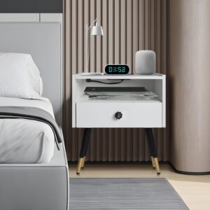 PHECDA Solid Wood Nightstand with Charging Station, Side Table with Drawer and Storage Shelf, Bedside Table with USB Port and Sockets (White)