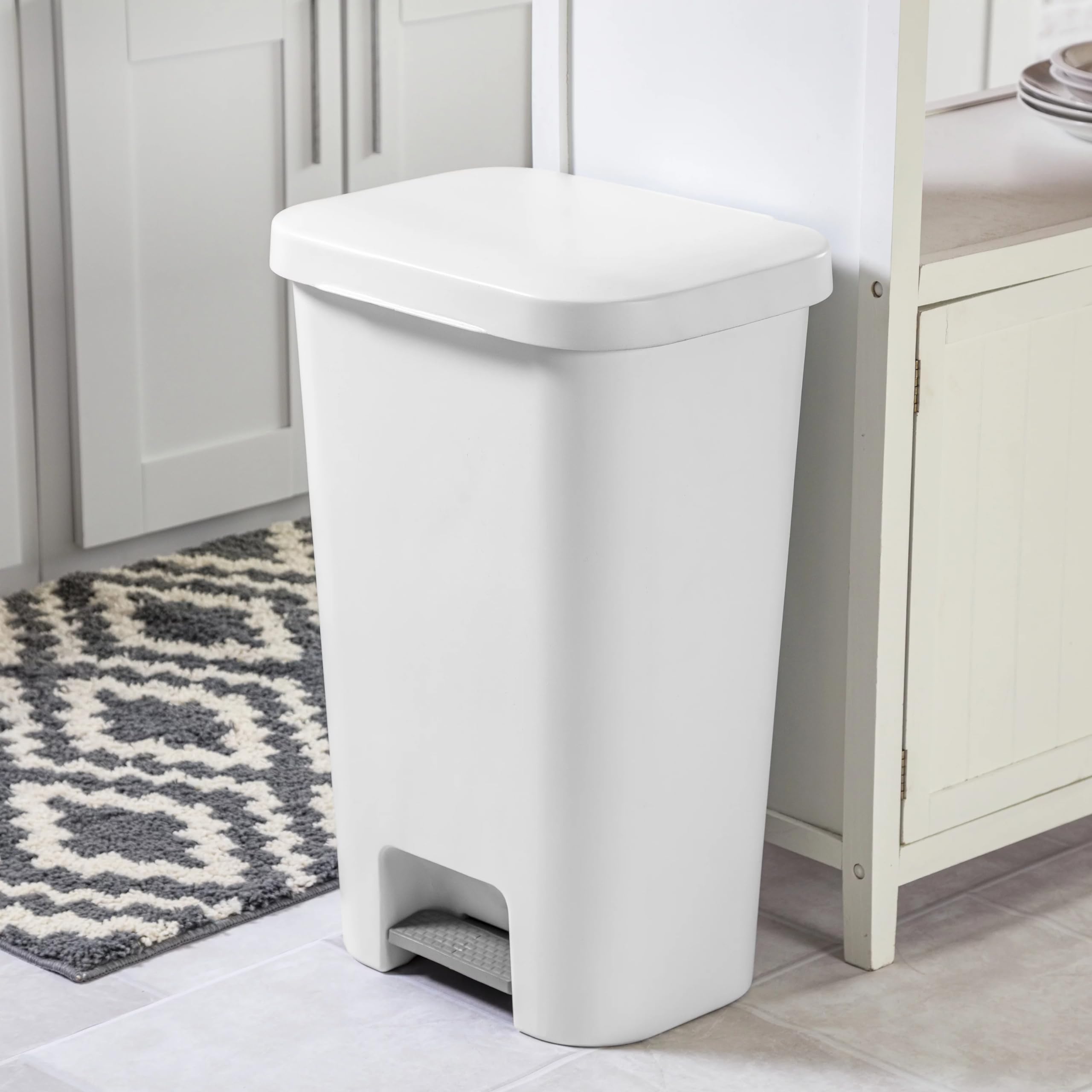 BMHSN11.9 Gallon / 45 Liter StepOn Plastic Trash Can, Plastic Wastebasket Garbage Bin for Kitchen,Home, Bedroom, Bathroom,Office & Slim Space-Saving, White