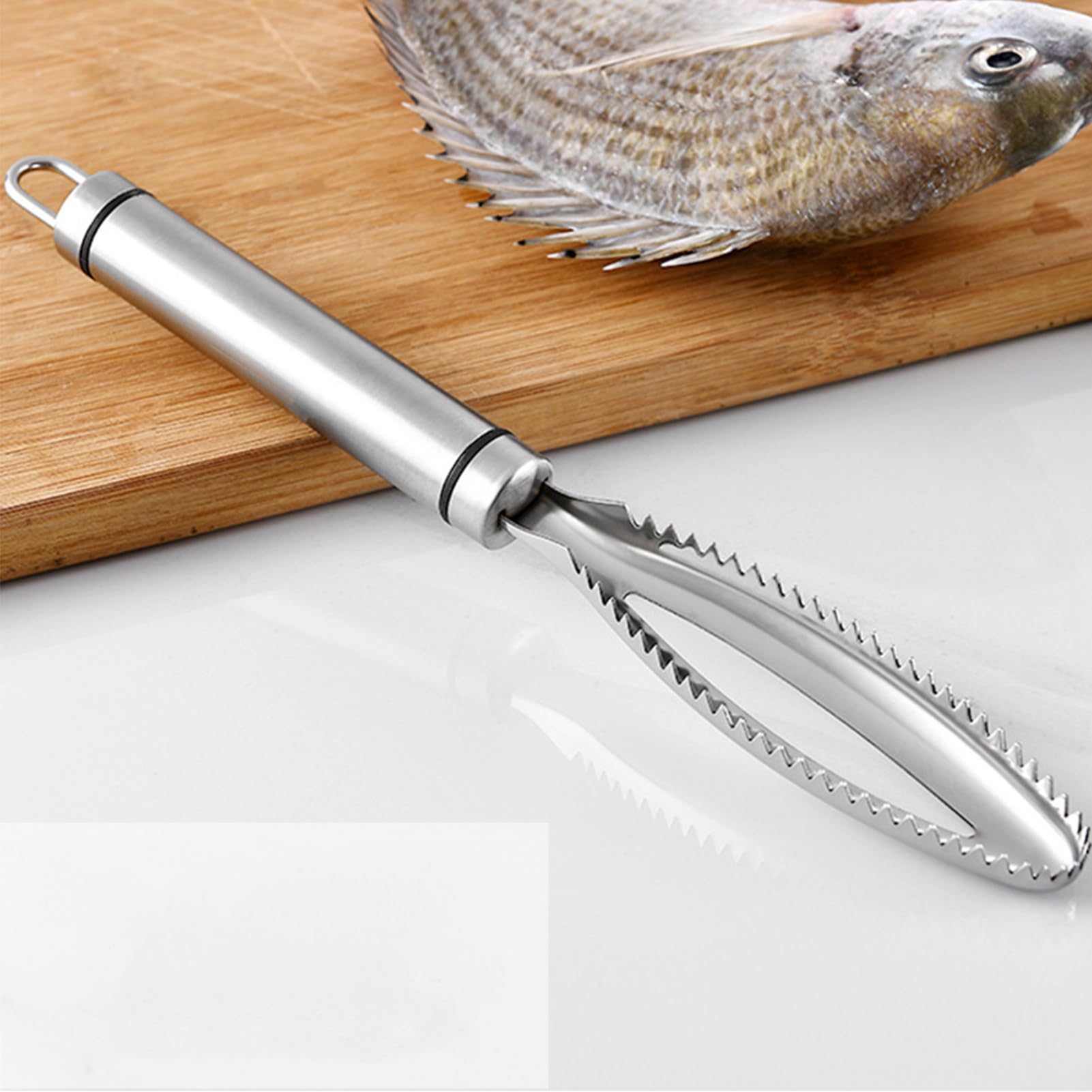 Fish Scale Removal Tool, Fish Scaler, Fish Scale Remover, Stainless Steel Fish Peeler Efficient Fish Descaler Tool Fish Scales Cleaning Brush for Chef and Home Cooks