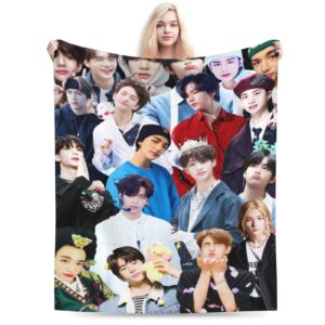 Blanket Stray Kids Hyunjin Ultra-Soft Micro Fleece Throw Blankets Beach Blankets Decoration Gift for Decor Home Sofa,Office,DormitoryBed car Camp Couch All Seasons