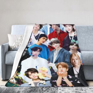 Blanket Stray Kids Hyunjin Ultra-Soft Micro Fleece Throw Blankets Beach Blankets Decoration Gift for Decor Home Sofa,Office,DormitoryBed car Camp Couch All Seasons