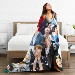 Blanket Stray Kids Hyunjin Ultra-Soft Micro Fleece Throw Blankets Beach Blankets Decoration Gift for Decor Home Sofa,Office,DormitoryBed car Camp Couch All Seasons