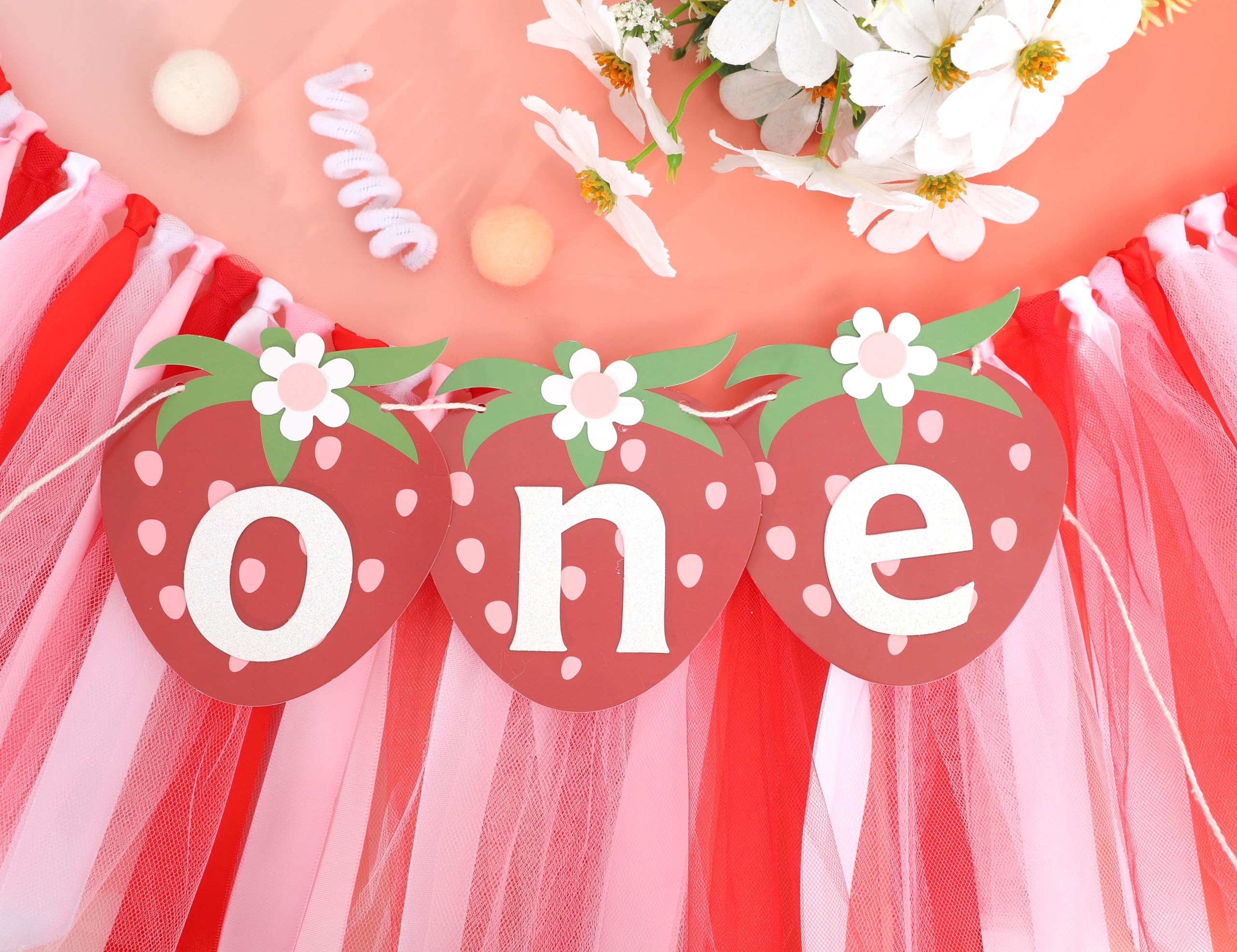 Strawberry One High Chair Banner - Berry Sweet First Birthday Party Decorations,One Red Strawberry Banner,Sweet 1st Birthday Cake Smash Party Decor,Strawberry Girl Birthday Photo Props