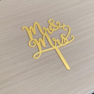 OIXCMNJQ Mirror Gold Mr & Mrs Cake Topper - Bride and Groom Cake Topper, Wedding Anniversary Bridal Shower, Engagement Decorations, Wedding Party Decorations Supplies, Acrylic