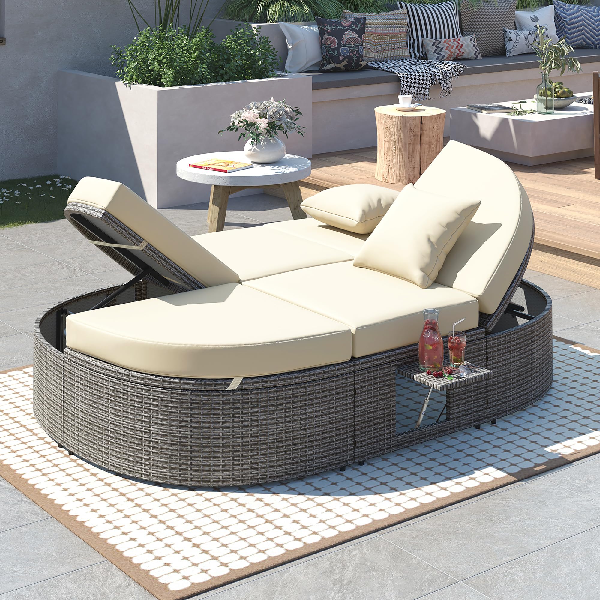 BAMOOLI Patio Daybed, Outdoor Sun Bed with Adjustable Backrests and Foldable Cup Trays, Reclining Outdoor Lounger Wicker Rattan Patio Daybed with Cushions and Pillows, Round Daybed for Garden, Beige