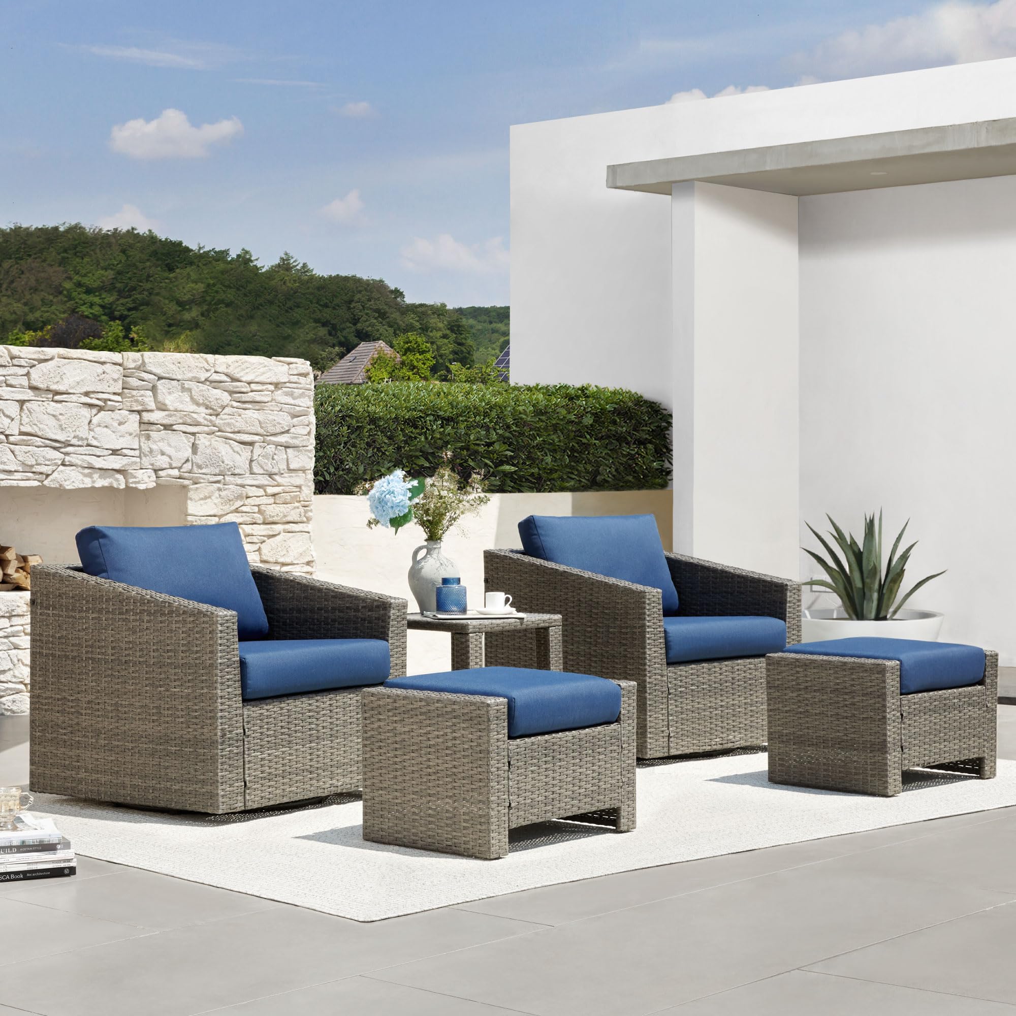 CHITA 5 Pieces Wicker Patio Furniture Set, Outdoor Conversation Set with 2 Pieces Rattan Swivel Chairs, 2 Pieces Ottomans, Thickened Cushions and Side Table, Blue Cushions with Grey Wicker