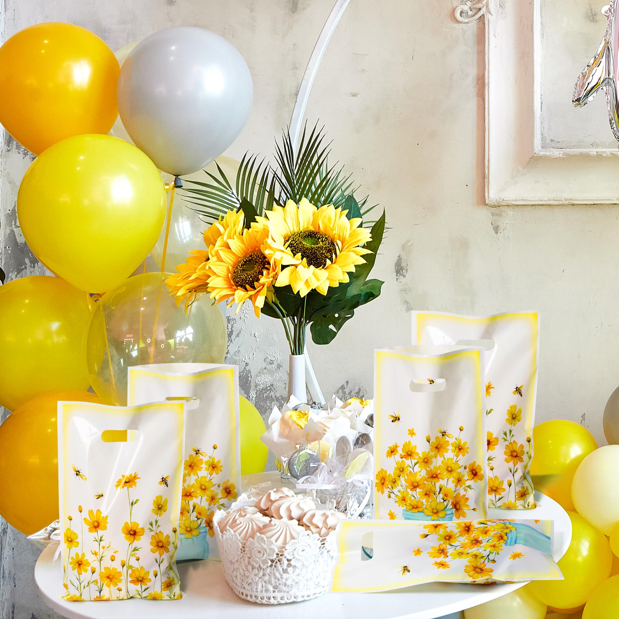 ArianQicult Wildflower Party Favor Bags 50Pcs Daisy Summer Party Gift Bags Wild One Yellow Goody Candy Treat Bags Baby in Bloom Party Decoration Supplies for Baby Shower Birthday Party Wedding