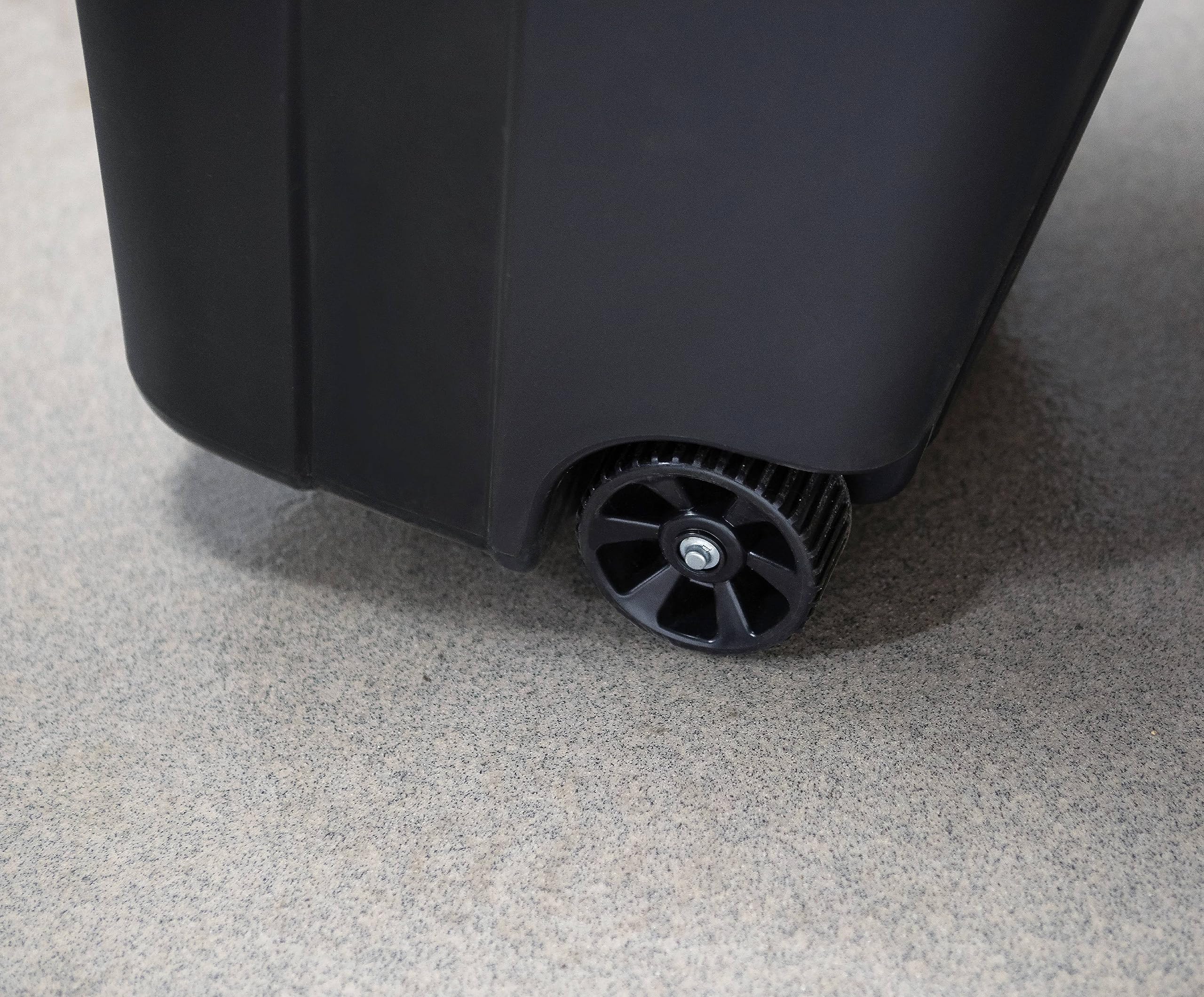 CJLXL 32 Gallon Wheeled Heavy Duty Plastic Garbage Can, Attached Lid, Black