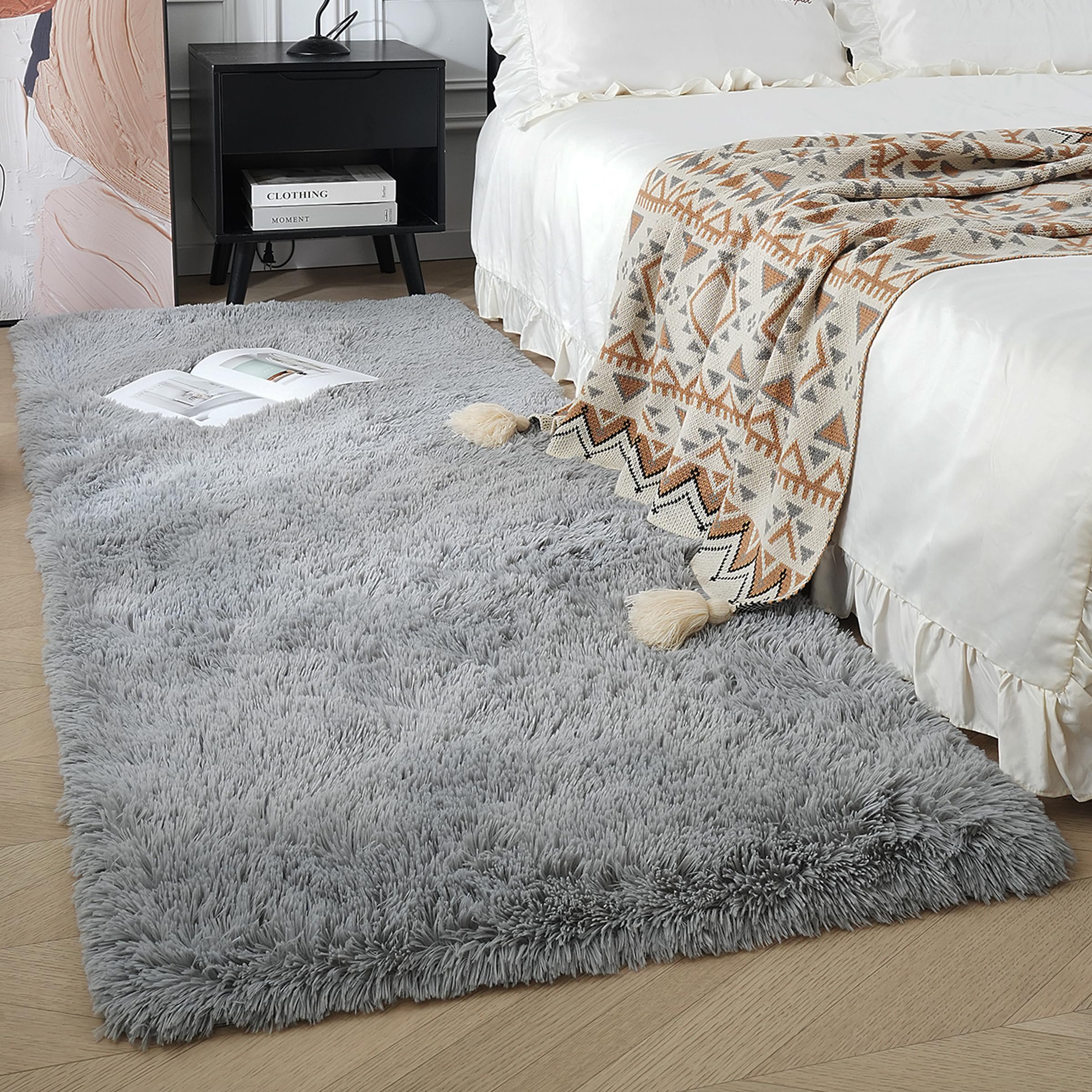 Skyweaver Soft Runner Rugs for Bedroom Living Room Plush Fluffy Rug, Shag Furry Area Rug Carpet Non Shedding for Nursery Children Kids Girls Room Home Decorative Grey 3.2 * 5.2 ft