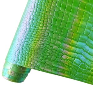 hyang green holographic iridescence crocodile texture pu faux leather roll 12 "x 53" very suitable for making crafts, leather earrings, holiday decor, different diy projects, handbags