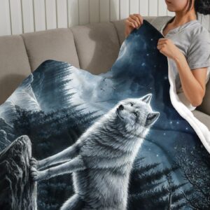 CUSPILO Personalized Wolf Blanket, Ultra Soft Micro Flannel Blanket for Bed Couch Living Room(Teens), 50 x 60 Inches