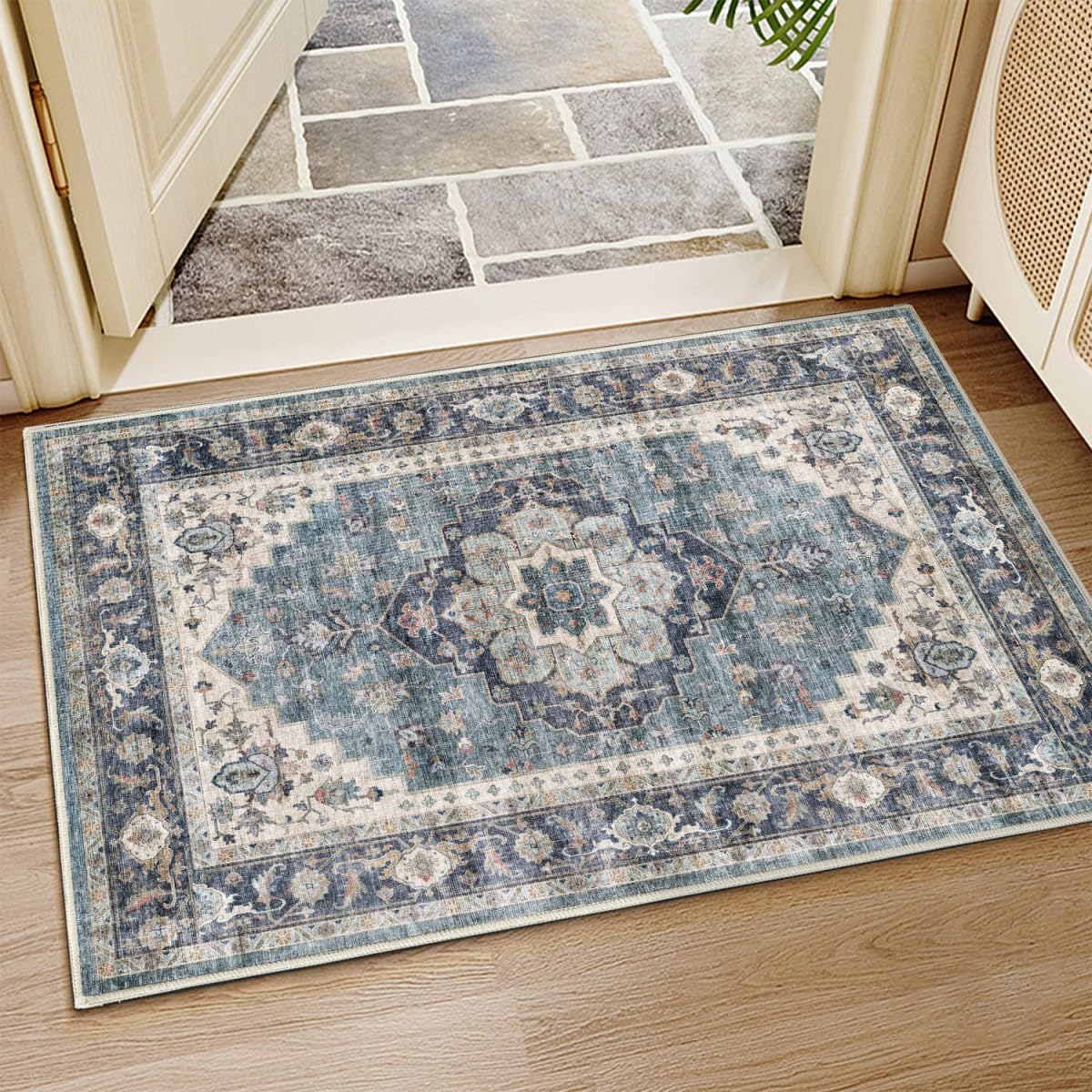 KONYXALU Washable Rugs 2x3 - Oriental Entryway Rugs Non Slip Small Area Rug Aesthetic Distressed Door Mat Boho Bathroom Low-Pile Floor Carpet for Indoor Front Entrance Kitchen Bedroom