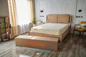 happsy organic queen mattress - 10 inch plush mattress with encased coils - mattress in box for pressure relief & comfortable sleep - naturally cooling & breathable latex mattress