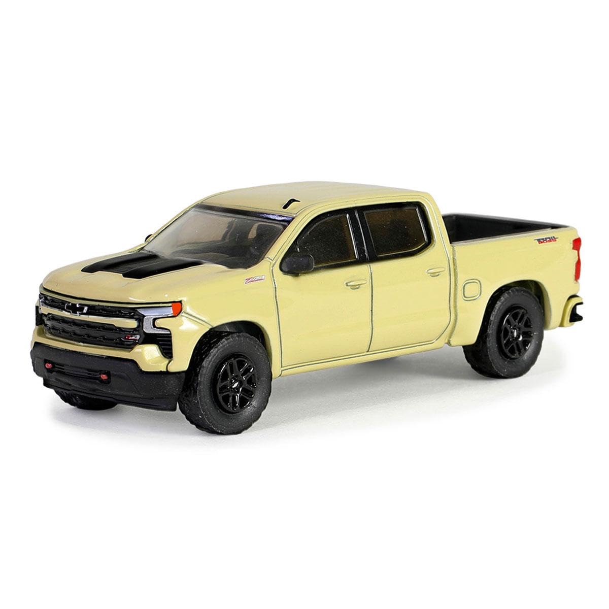 Truck 1/64 2023 Chevrolet Silverado LT Trail Boss Z71 Sand Showroom Floor 68050-C