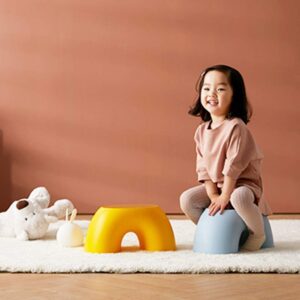 Kcjhagbd Simple Small for Home Half Round Comfortable Children Stool Non-Slip Shoe Changing Stool for Kitchen Bathr Children's Stool Softner