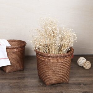 DGMIOCS 9.5 Inch Trash Can Basket Woven Waste Wastebasket, Woven Storage Basket Garbage Rattan Bedroom Bathroom Straw Kitchen Small Office Rubbish Cans (2 PCS)