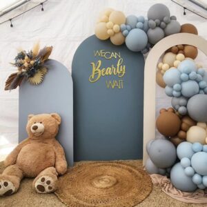 We Can Bearly Wait Sign - Wooden Baby Shower Sign with Gold Painted Perfect Baby Banner for Gender Reveal Backdrop Party Decor Stylish Photo Backdrop for Baby Boys and Baby Girls(Gold）