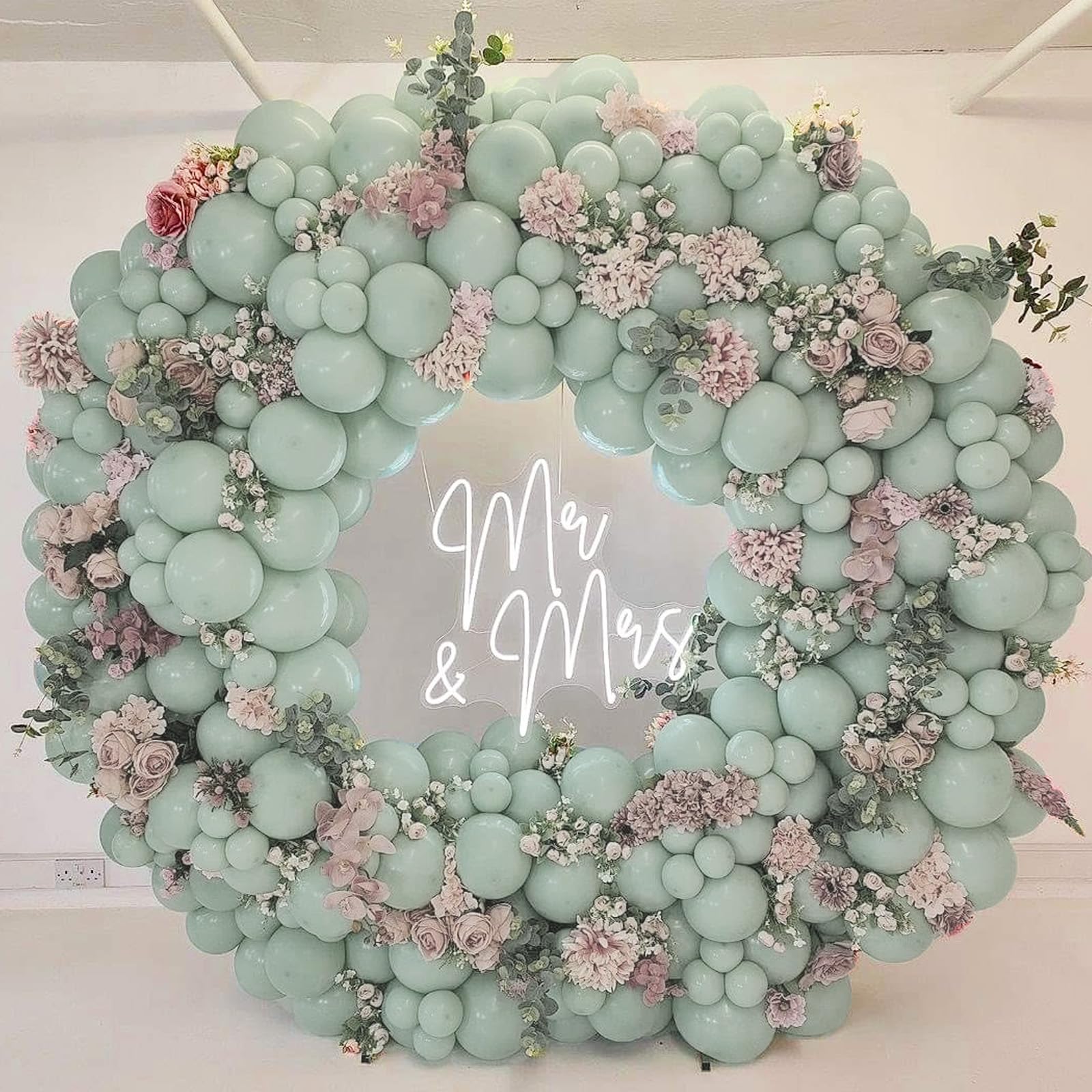 Pale Green Balloons, Scmdoti Light Green Balloons Different Sizes 18 12 10 5 Inches, Green Balloon Garland Arch for Safari Party Birthday Baby Shower Bridal Shower Spring Decorations(Pale Green)