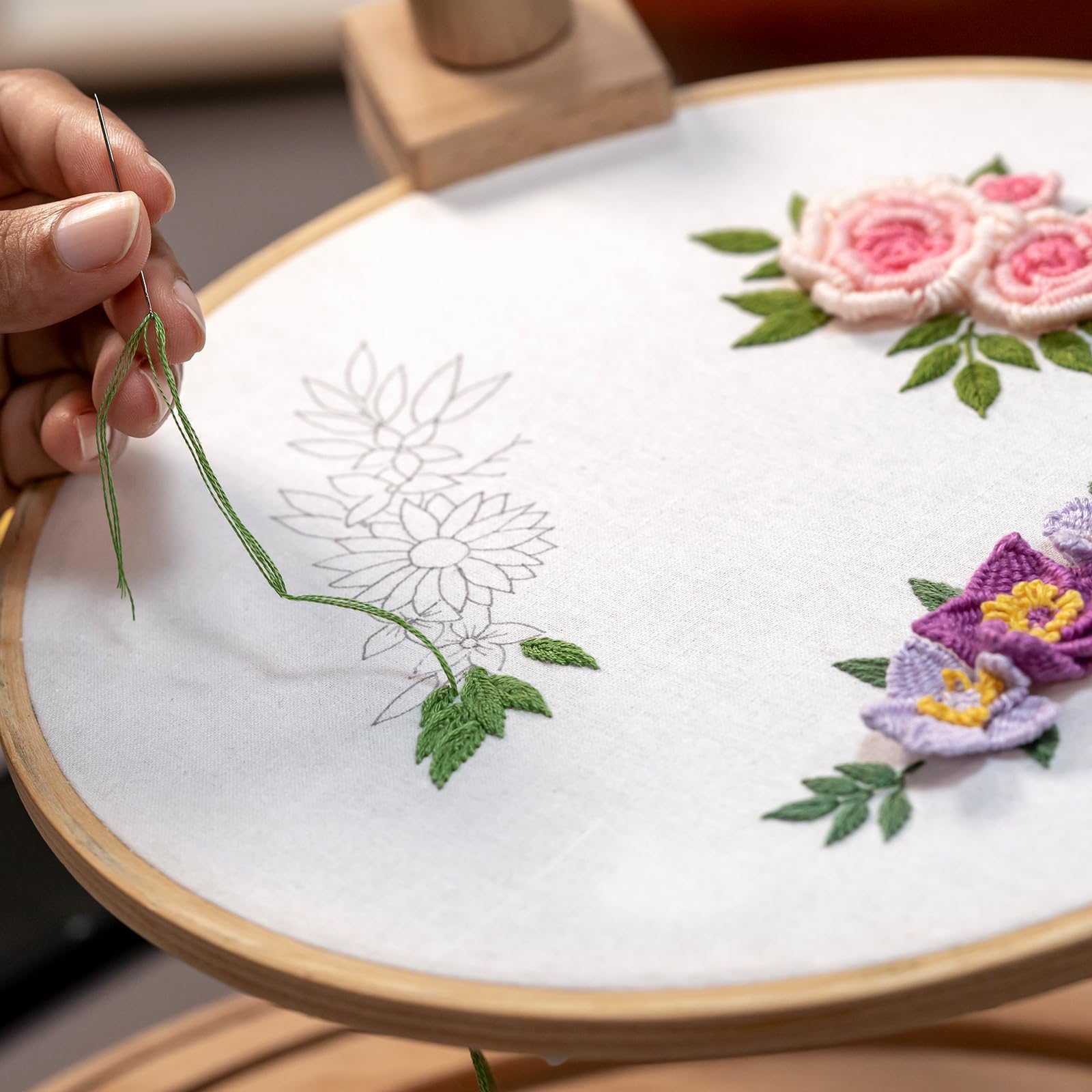 10 Pieces Embroidery Cloth Fabric Cotton White Canvas Fabric Embroidery Linen Squares, 7.9 Inch Cross Stitch Fabric Cotton for Embroidery Handmade Needlework DIY Clothing Crafts Flower Pot Decoration