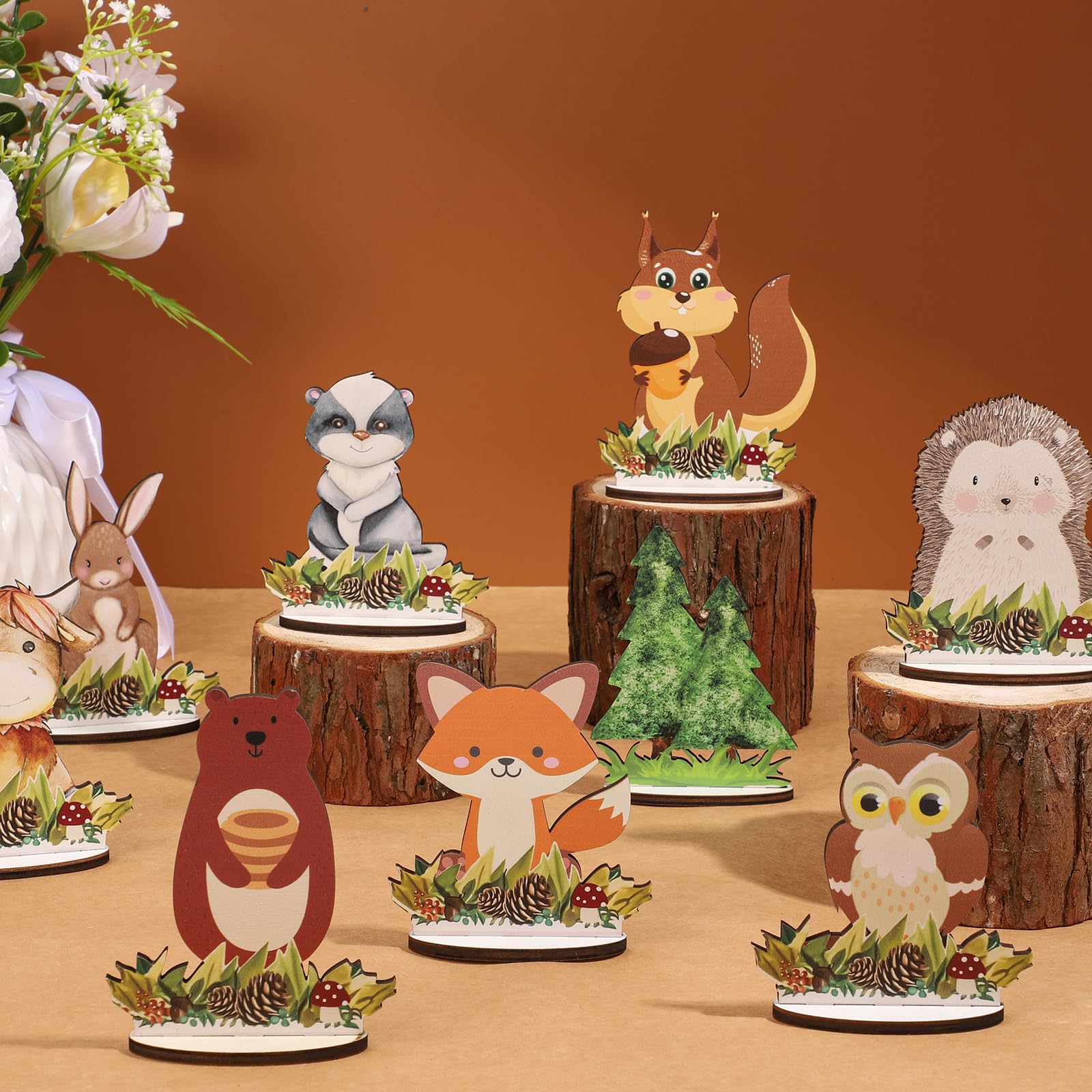 16 Pcs Woodland and Jungle Baby Shower Decorations Wooden Woodland Birthday Decorations Safari Theme Animals Table Decorations for Baby Shower Birthday