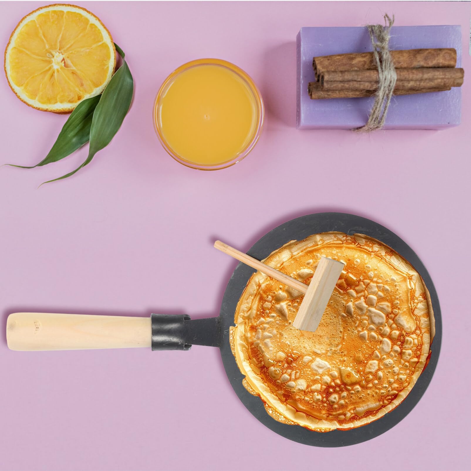 1 Set Nonstick Crepe Pan with Spreader Cast Iron Dosa Pan Pancake Flat Skillet Griddle with Wooden Handle for Roti Egg Omelet Tortilla