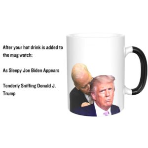 Turtle Straws Biden Sniffing Trump Mug - Funny Mug - Biden Appears as it Heats - Perfect Novelty Gag Gift - Office Joke - Funny Gifts - Magic heat change mug.