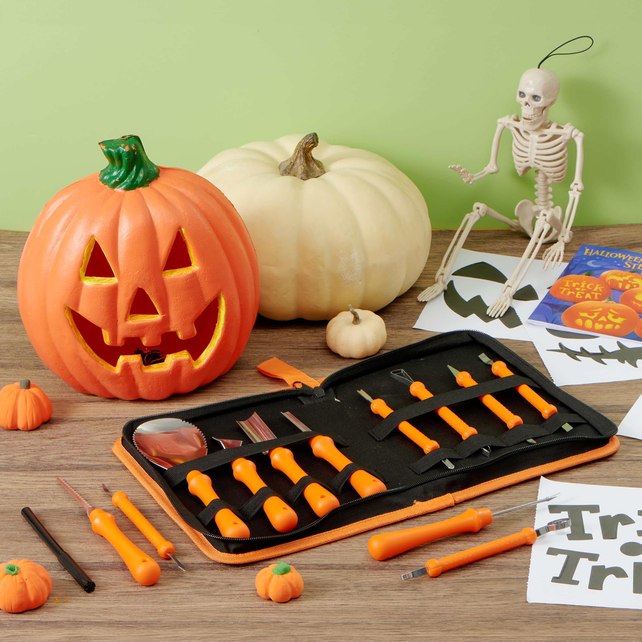 JOYIN 14 Pcs Halloween Pumpkin Carving Kit, Professional Carving Set with Handbag, 12 Stencils, Stainless Steel Double-side Sculpting Tools for Jack-o-Lantern DIY Kids Party Decoration Craft Supplies