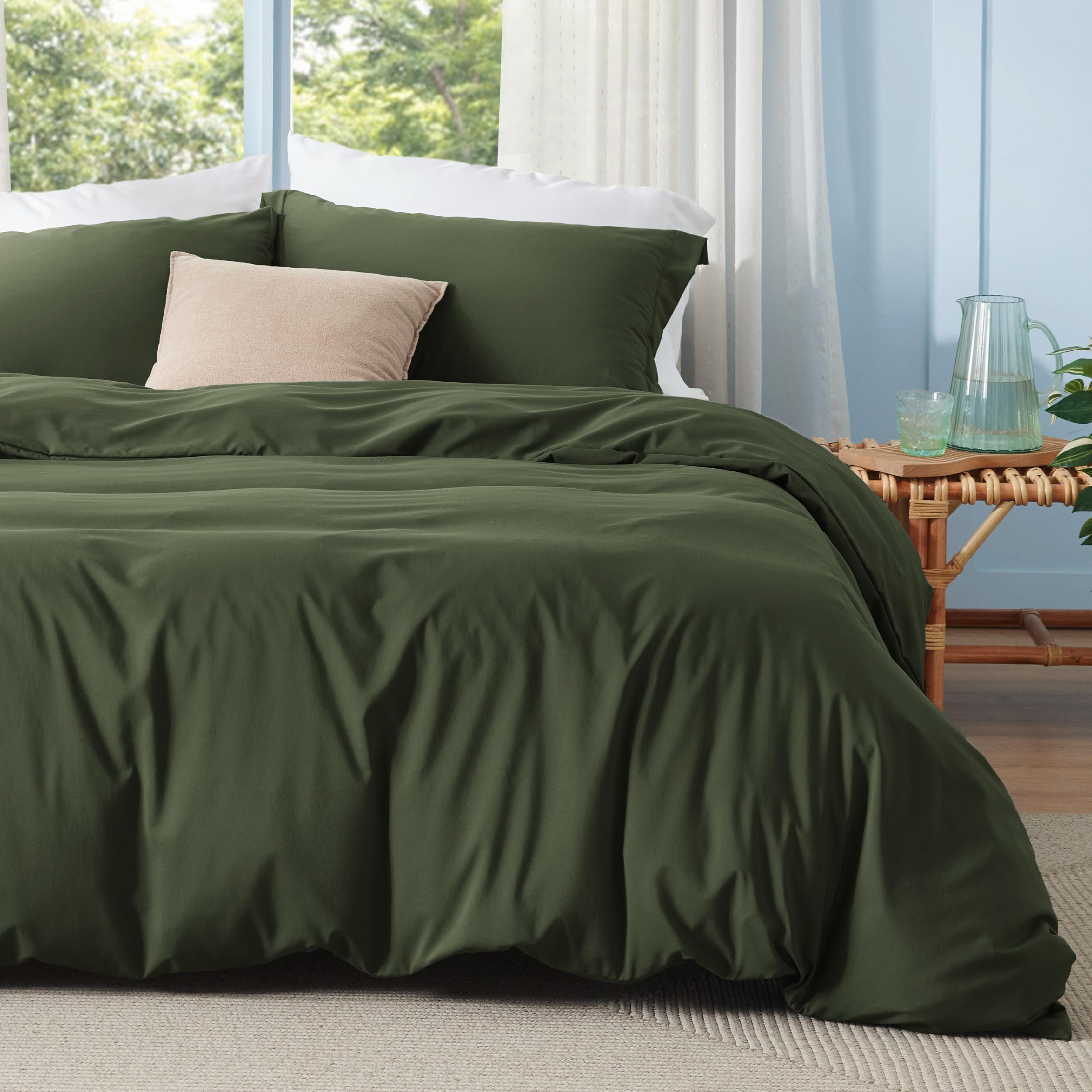 Bedsure Olive Green Duvet Cover King Size - Polyester & Rayon Derived from Bamboo Cooling King Duvet Cover Set, 3 Pieces, 1 Zipper Closure Duvet Cover (104"x90") & 2 Pillow Shams, No Comforter