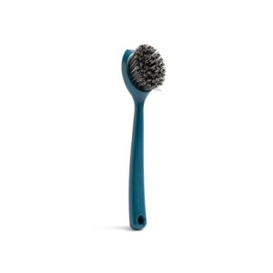 full circle clean ocean heavy duty dish brush, cast iron brush with handle, tough bristles, ergonomic grip, long handle, built-in scraper. made out of 100% recycled fishing nets. dishwasher safe