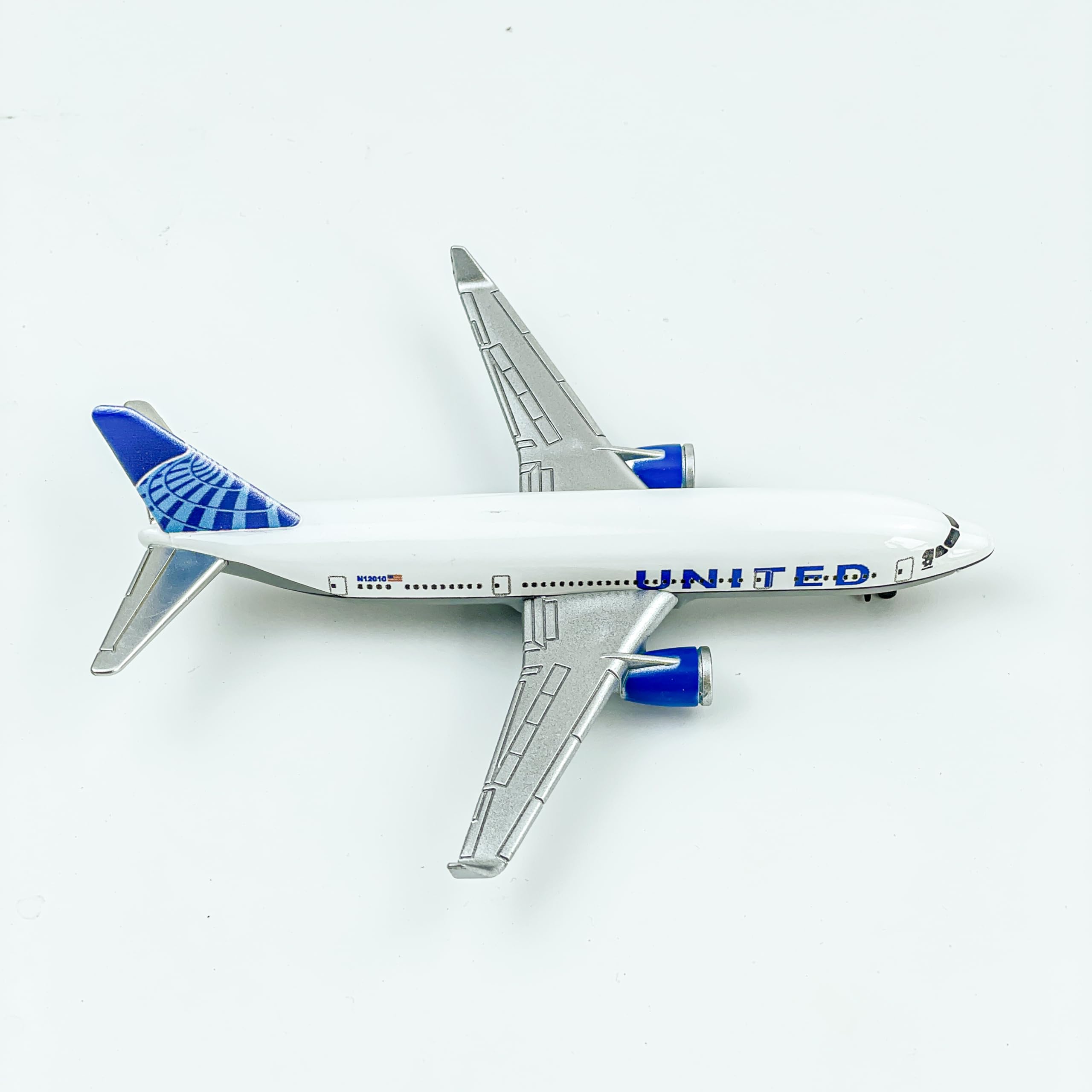 AVIAMUSE United Model Airplane, Planes Model Aircraft Suitable for Collection and Christmas, Birthday Gifts