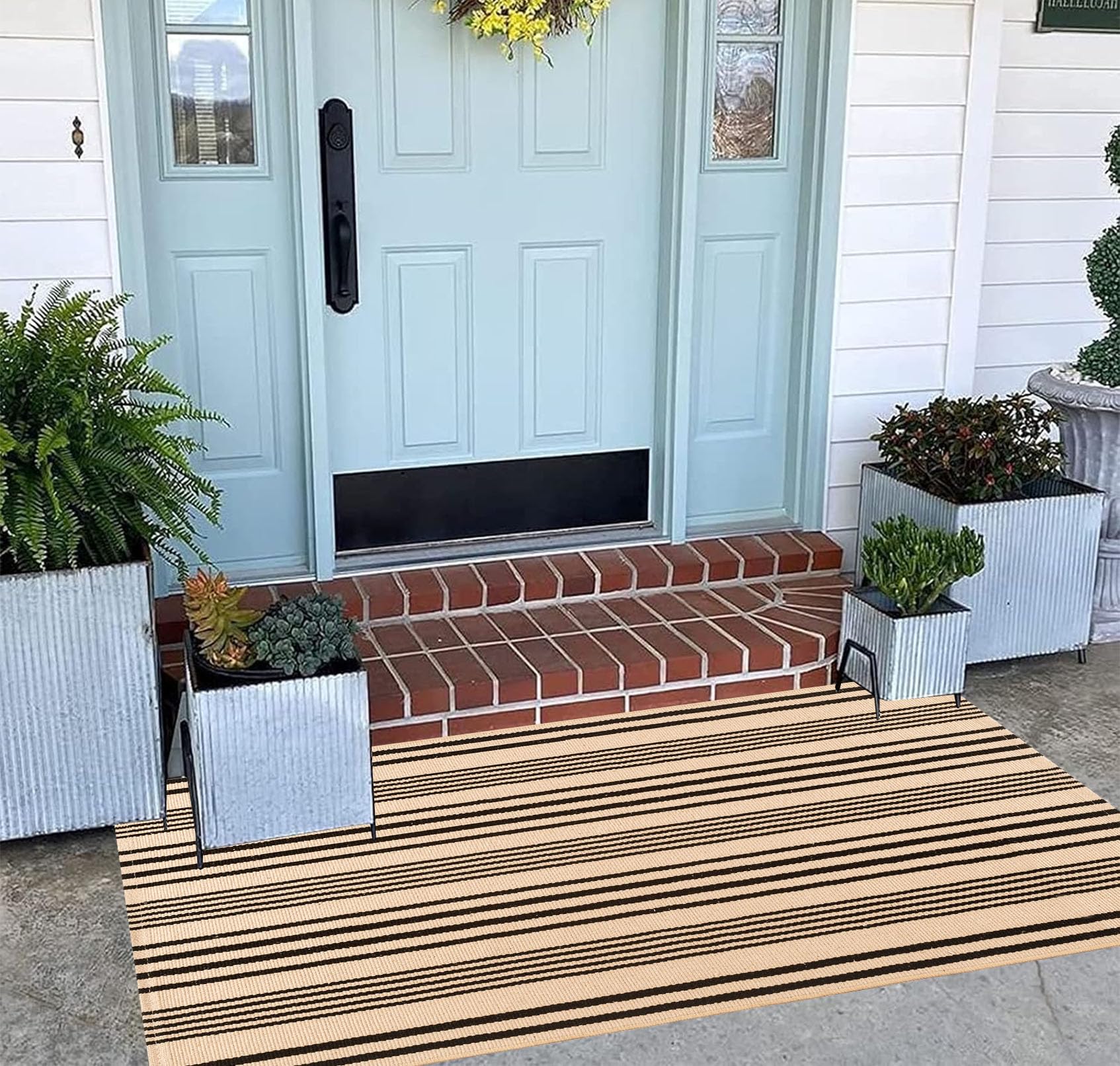 Black and Tan Striped Outdoor Rug 2'x4',Front Porch Rug Machine Washable Front Door Mat Entryway Throw Rug for Front Porch Indoor Outdoor Doormat