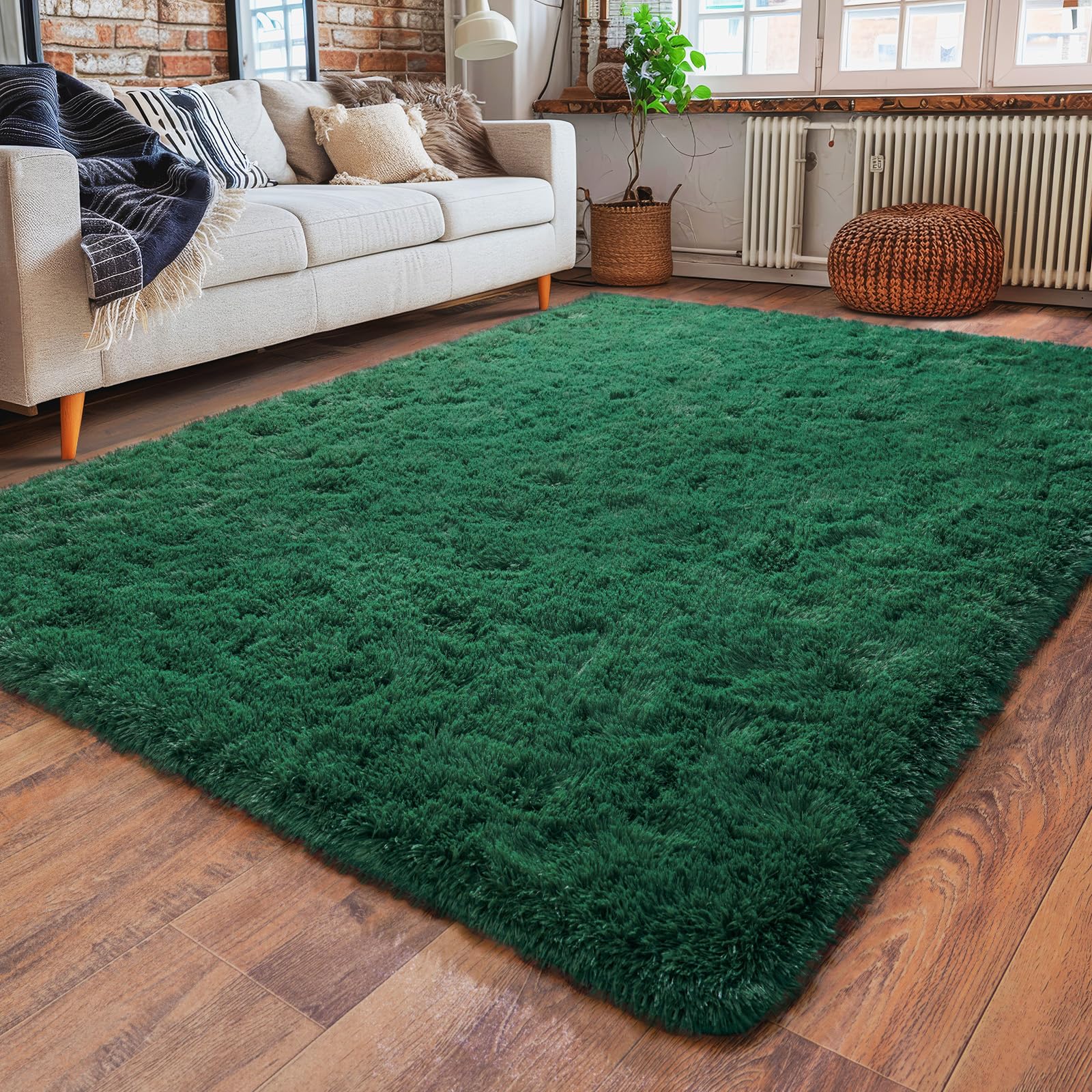 Dssimo Super Fluffy Area Rug for Bedroom, 4x6 Feet Modern Shag Green Rugs, Soft and Cozy Plush Carpet for Kids,Girls Boys and Teens Decorations for Living Room Dorm Nursery Classroom, Dark Green