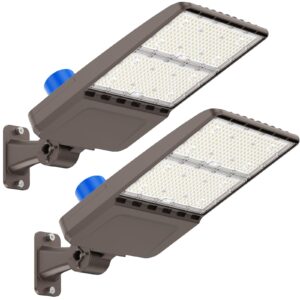 led parking lot light, 300w, 42,000lm 5000k shoebox light with dusk to dawn photocell,adjustable arm mount, ip66 waterproof, commercial led area security light for parking lot,roadway,2pack