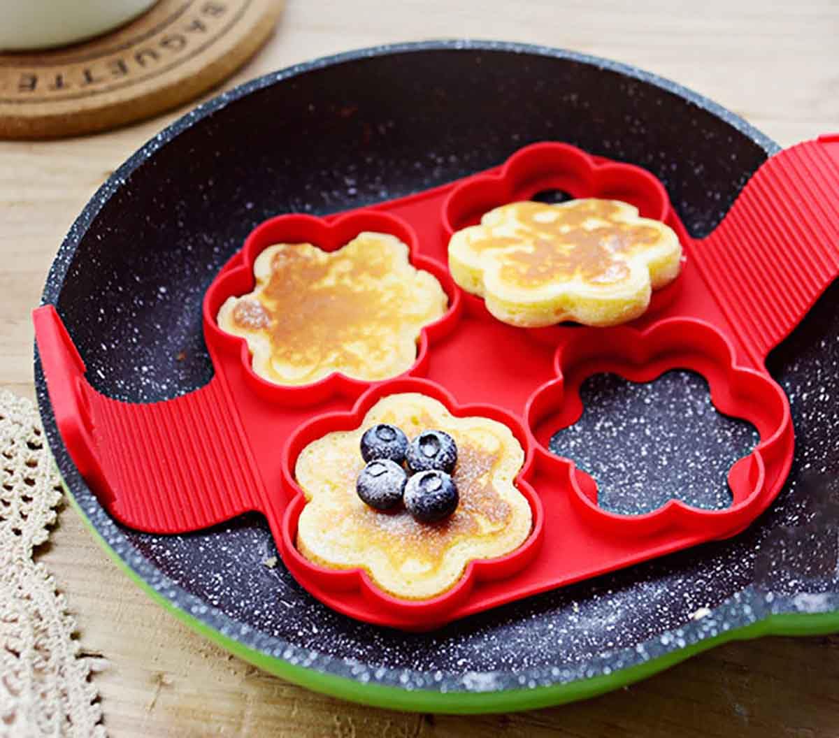 Flip N Cook Silicone Pancake Mold, Flip and Cook Pancake Maker, Flip and Cook Silicone Pancake Maker, Flip'n'cook Silicone Pancake Mold. (2pcs-round+heart)