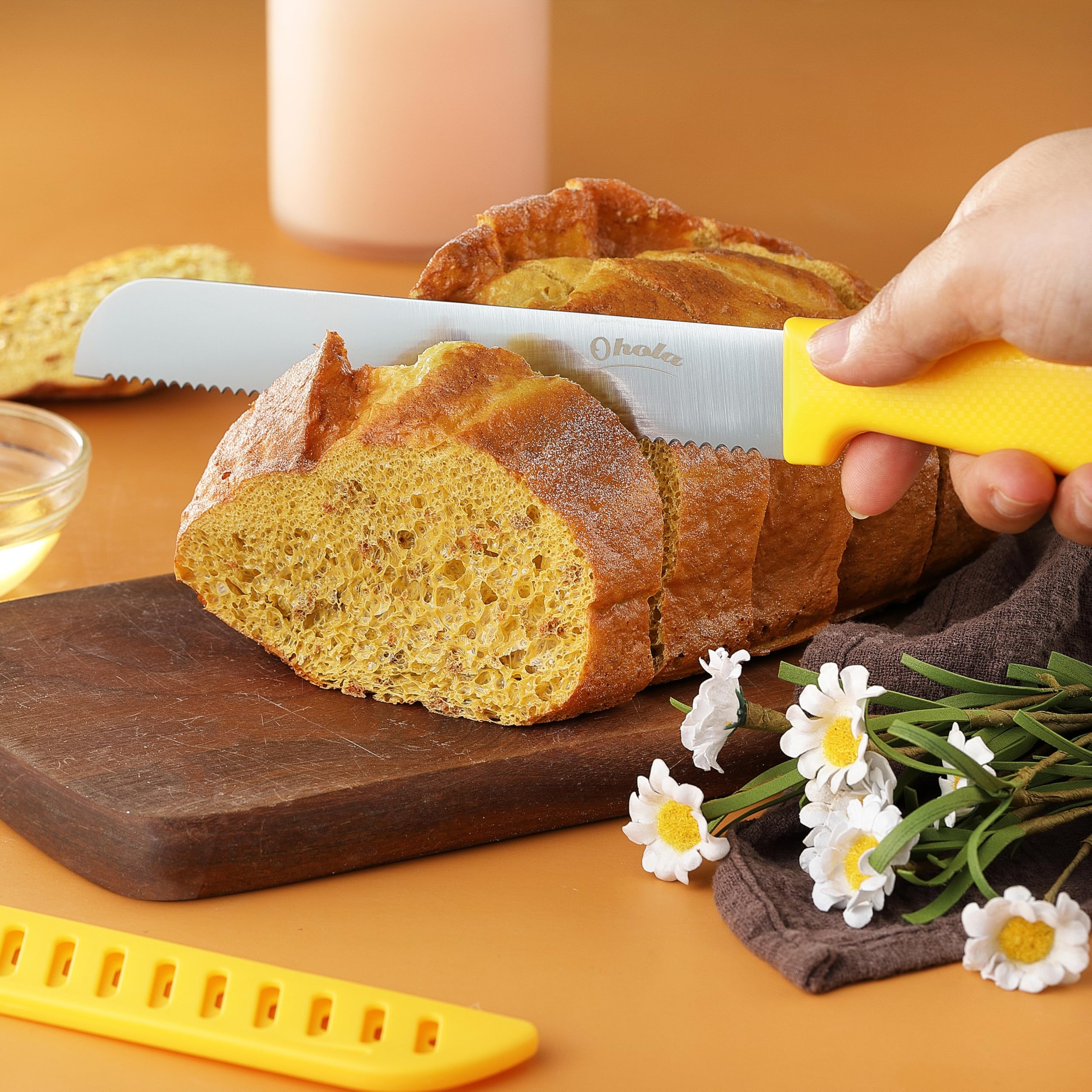 2PCS Bread Knives, Ohola 9 inch Orange Handle Bread Knife & 8 inch Yellow Handle Bread Knife, Serrated Bread Knife Cutter for Slicing Homemade Bread, Bagels, Cake (Matched Knife Sheath Included)